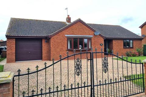 3 bedroom detached bungalow for sale, Back Lane, East Cowick