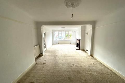 3 bedroom terraced house to rent, Merlin Grove, Beckenham, Kent