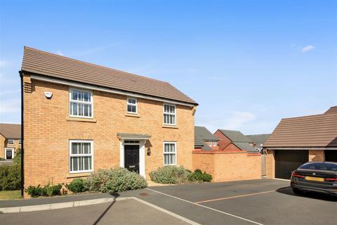 3 bedroom detached house for sale, Mackintosh Drive, Earls Barton NN6