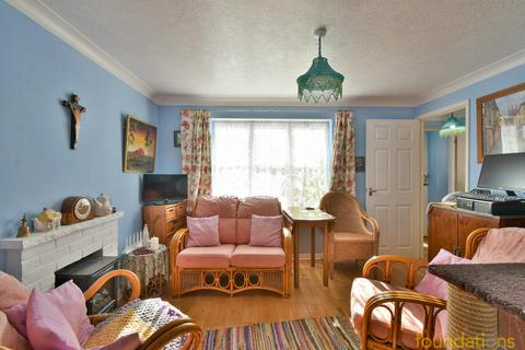 2 bedroom ground floor flat for sale, Church Street, Bexhill-on-Sea, TN40