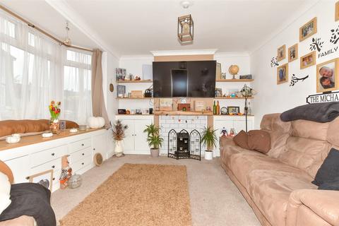 3 bedroom end of terrace house for sale, St. Luke's Road, Ramsgate, Kent