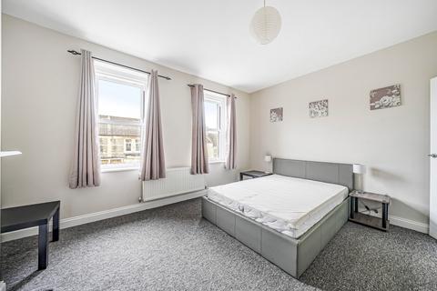 181 Coronation Avenue, Bath, BA2 2JY