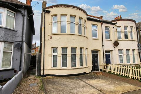 31a Cranley Road, Westcliff-on-sea, SS0 8AJ