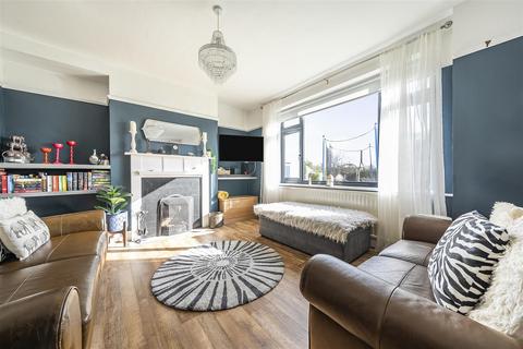 4 bedroom detached house for sale, Monkmoor Road, Oswestry, SY11.