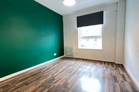 2 bedroom flat to rent, Wallace Street , Glasgow G5