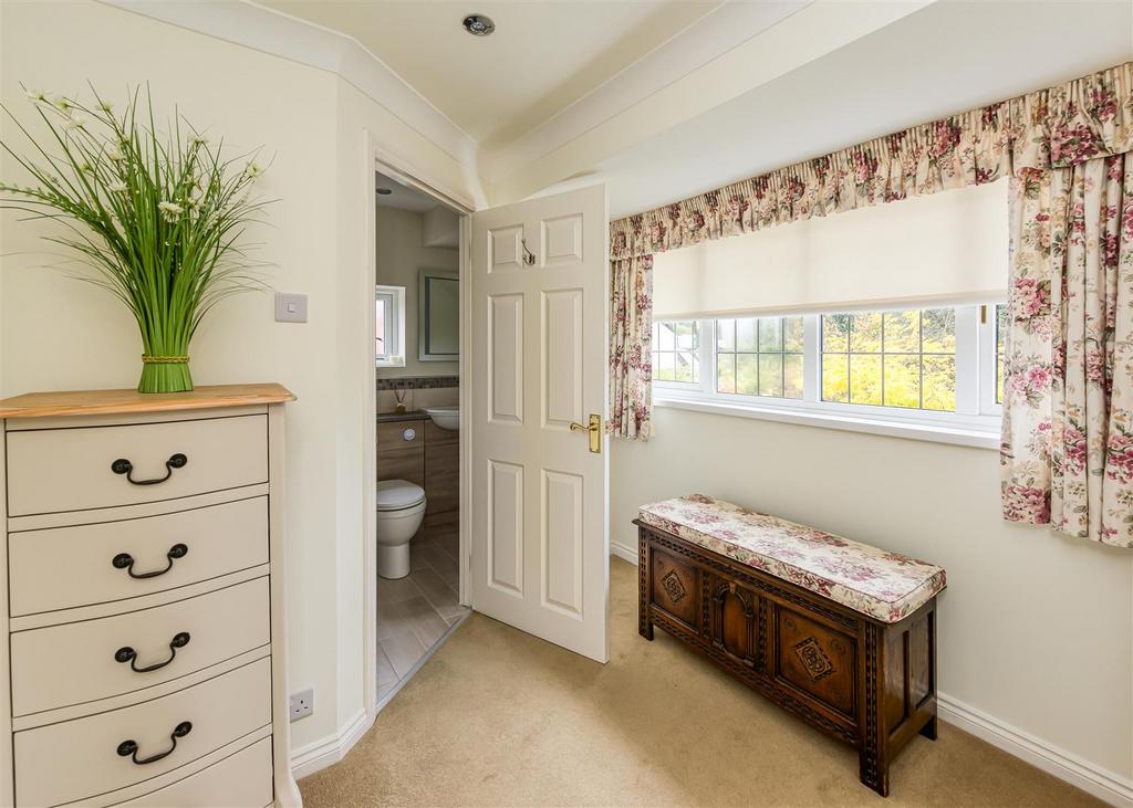 Cornerways-Dressing Room.jpg