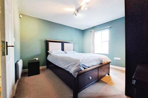 2 bedroom flat for sale, Printers Close, East Didsbury, Manchester, M19