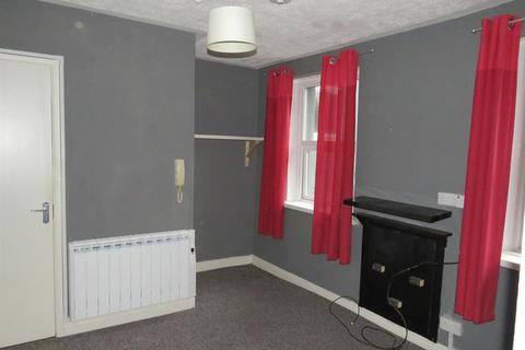 1 bedroom flat to rent, Lonsdale Place, Whitehaven, CA28 6DX