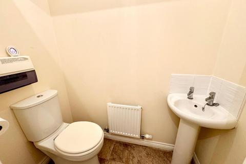 2 bedroom end of terrace house for sale, Weddell Court, Thornaby, Stockton-On-Tees