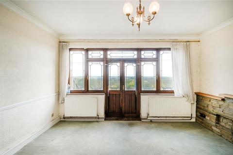 15 Wroths Path, Loughton, IG10 1SH