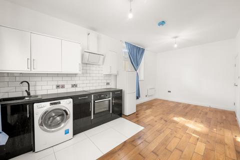 1 bedroom apartment to rent, Windmill Place, Southall, UB2