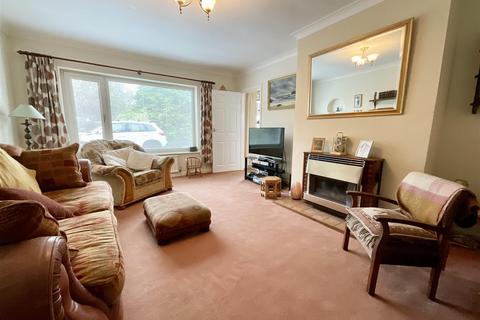 4 bedroom detached bungalow for sale, Ratten Row, Seamer, Scarborough