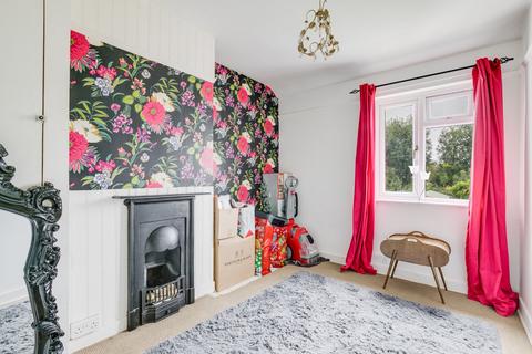 18 Bridge Road, Woolmer Green, Knebworth, SG3 6JL
