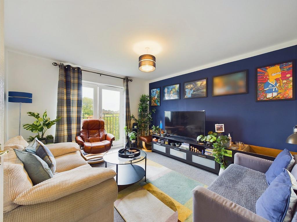 Ingles Drive, Worcester... 2 bed apartment for sale £90,000