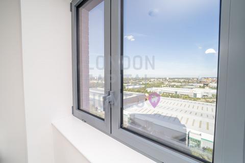 1 bedroom apartment for sale, Skyline Apartments 11 Makers Yard LONDON E3