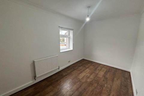 1 bedroom flat to rent, Fulbourne Road, Walthamstow, London