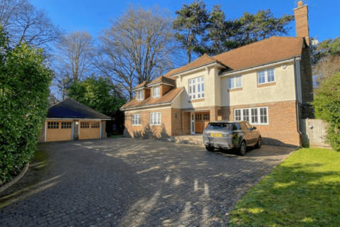 5 bedroom detached house to rent, Kingswood, Tadworth, KT20