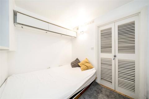 Studio for sale, Castelnau, London SW13