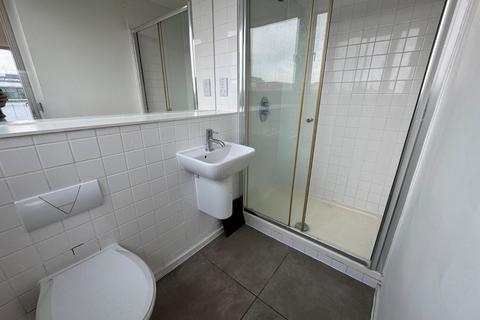 2 bedroom flat to rent, Canal Street, Nottingham, Nottinghamshire, NG1