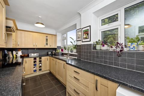 2 bedroom flat for sale, Westdene Drive, Westdene, Brighton