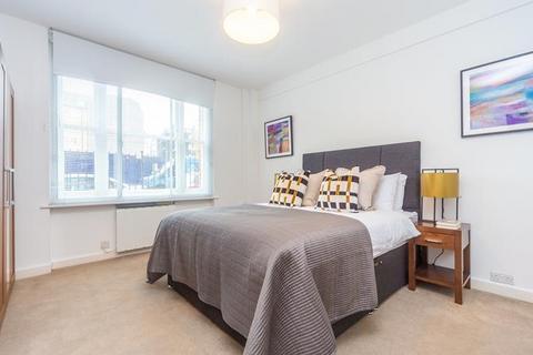 1 bedroom flat to rent, Hill Street, London W1J