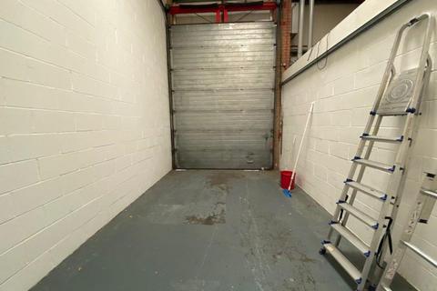 Industrial unit to rent, 9 Smeaton Close, Severalls Industrial Park, Colchester, Essex, CO4