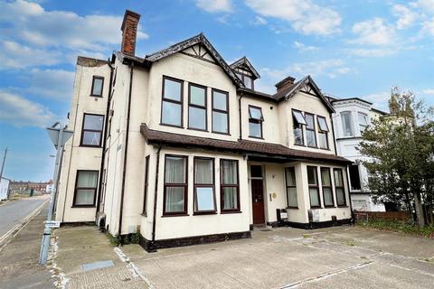 1 bedroom apartment for sale, Southtown Road, Great Yarmouth NR31