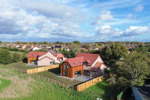 4 bedroom detached house for sale, Somersham PE28