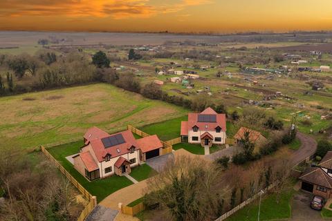 4 bedroom detached house for sale, Somersham PE28