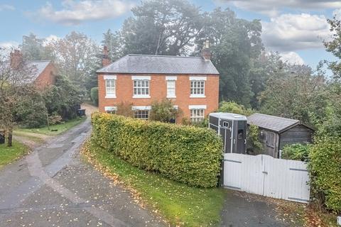 3 bedroom detached house for sale, The Green, Market Harborough LE16