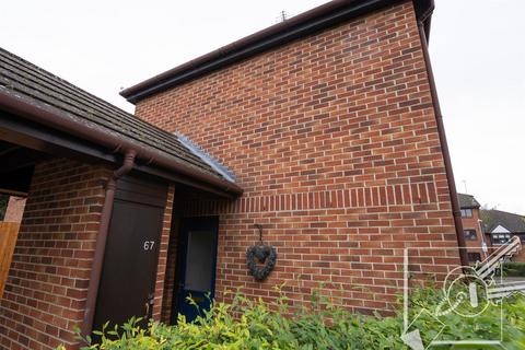 67 Haig Gardens, Gravesend, DA12 1NE