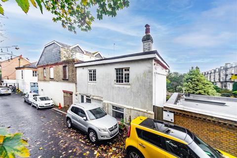 3 bedroom house for sale, Cambridge Grove, Hove