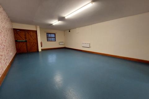 Leisure facility to rent, Unit 4, Beehive Farm, Lullington Road, Rosliston, Swadlincote, Derbyshire, DE12 8HZ