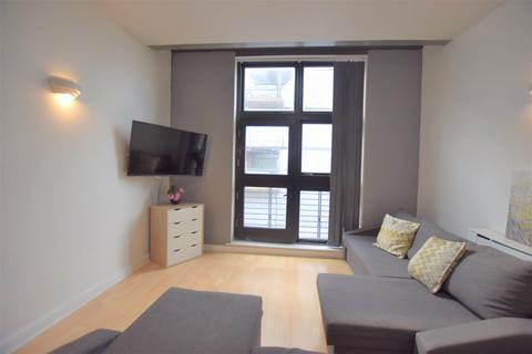 2 bedroom apartment to rent, Henry Street, Liverpool