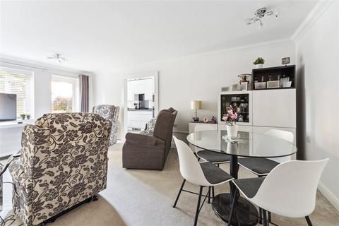 2 bedroom flat for sale, Silk Lane, Reading RG10