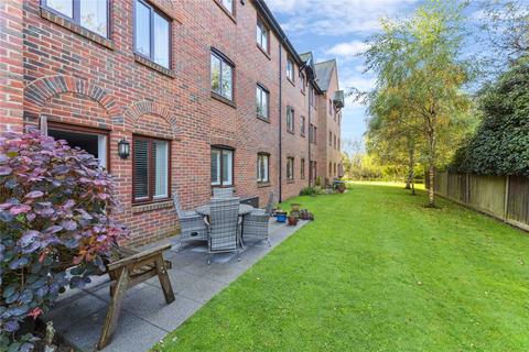 undefined, Silk Lane, Reading RG10