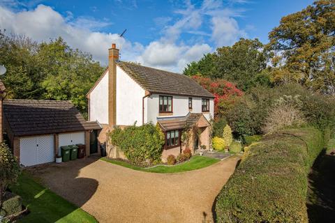 4 bedroom detached house for sale, Little Meadow, Corby NN18