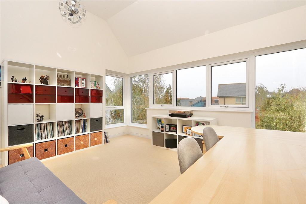 Cranberry Square, Ipswich, Suffolk, IP3 5 bed detached house for sale