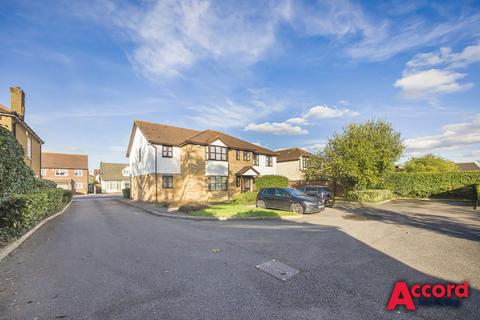Flat 3, Templar Court Essex Road, Romford, RM7 8BY