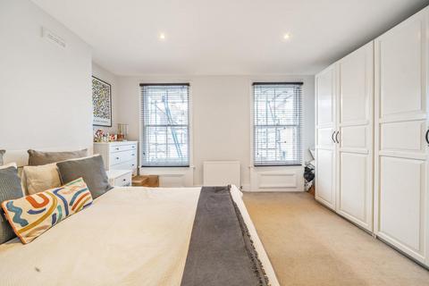 2 bedroom flat for sale, Auckland Road, Battersea