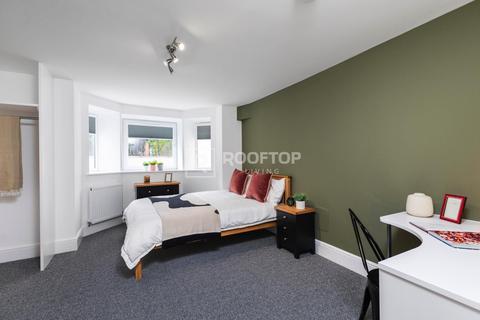undefined, 18 Kelso Road, Leeds LS2