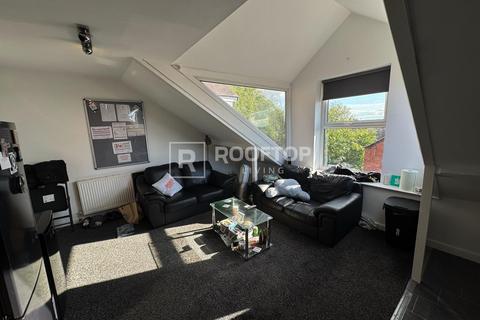 4 bedroom house to rent,  Chestnut Avenue, Leeds LS6