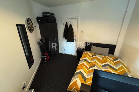 4 bedroom house to rent,  Chestnut Avenue, Leeds LS6