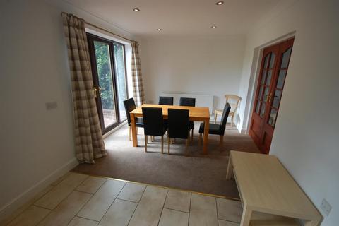 6 bedroom detached house to rent, Larches Road, Durham City