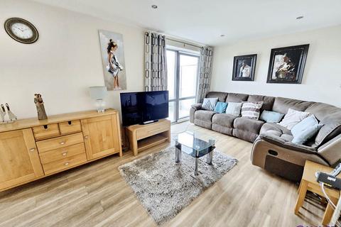 2 bedroom apartment for sale, Parsonage Way, Queen Annes Quay, Plymouth PL4