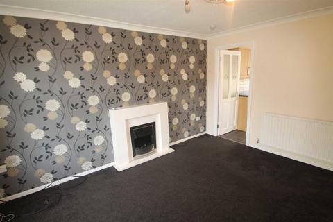 2 bedroom end of terrace house to rent, Elm Close, Oswestry