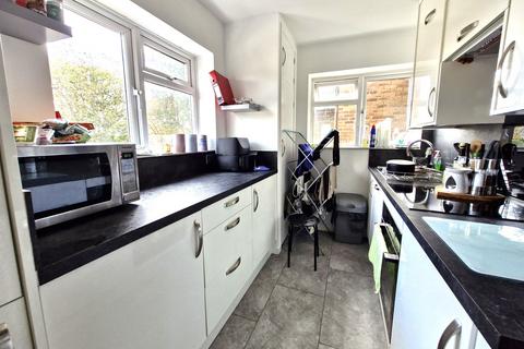 2 bedroom flat for sale, Cownwy Court, Park Crescent, Rottingdean,Brighton, East Sussex, BN2