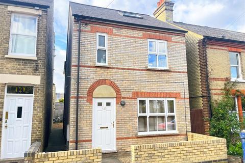 4 bedroom detached house for sale, Hemingford Road, Cambridge CB1