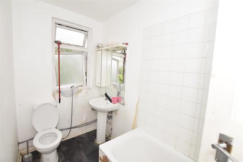 3 bedroom semi-detached house for sale, Princes Court, WEMBLEY