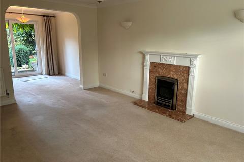 4 bedroom detached house to rent, Dernside Close, Wellington, Hereford